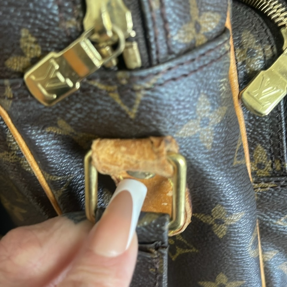 EUC Authentic 🔥 Louis Vuitton Nile crossbody - Picture 14 of 16